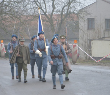 Slavnostní odhalení pamětní desky plk. Josefa Chvalovského,Podmoky