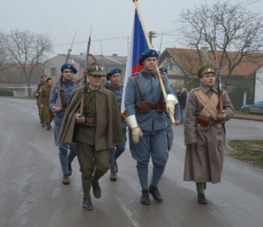Slavnostní odhalení pamětní desky plk. Josefa Chvalovského,Podmoky