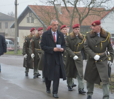 Slavnostní odhalení pamětní desky plk. Josefa Chvalovského,Podmoky