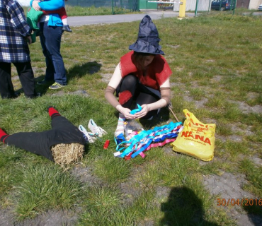 Stavění máje a čarodejnice