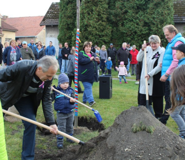 Slavnostní zasazení Stromu svobody II.