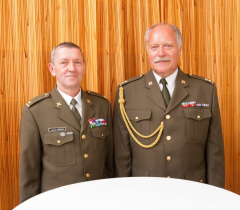 vyhledáno: Silver A